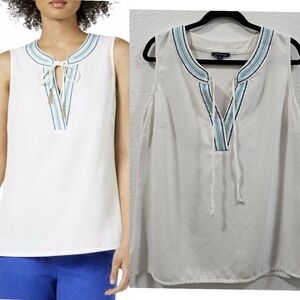 Tommy Hilfiger Womens Embroidered Keyhole Top Size XL.
